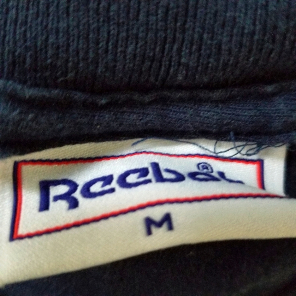 REEBOK Vintage Men's Short Sleeve T-shirt Size M Blue - Picture 2 of 3